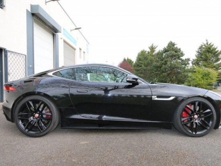 Jaguar F-Type V8 5.0 550CV BVA     Essence NOIR - 47