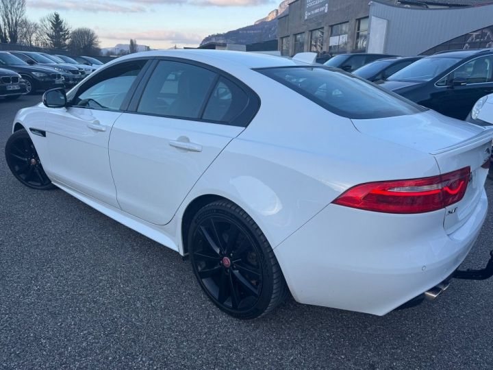 Jaguar XE 2.0D 180CH R-SPORT BVA8 Blanc - 5