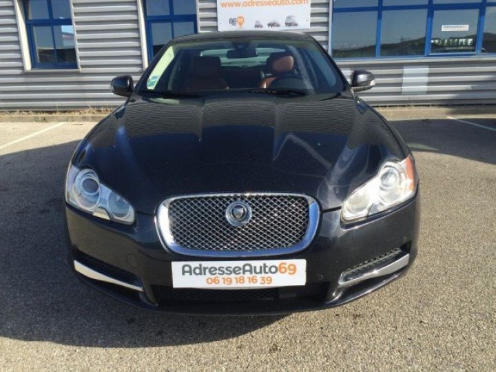 Jaguar XF 4.2 SV8 V8 SURALIMENTE 415CV     Essence NOIR - 2