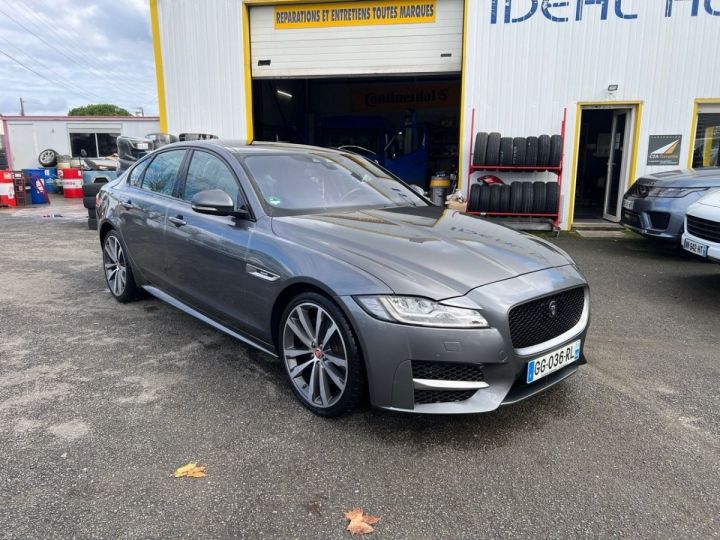 Jaguar XF V6 3.0 D 300CH PRESTIGE BVA R SPORT Gris C - 1