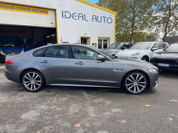 Jaguar XF V6 3.0 D 300CH PRESTIGE BVA R SPORT Gris C - 2