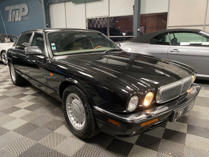 Jaguar XJ X300 Noir - 1