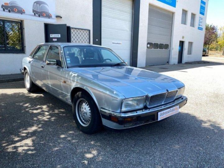 Jaguar XJ6 SOVEREIGN 3.2 AUTO     Essence GRIS METAL - 1