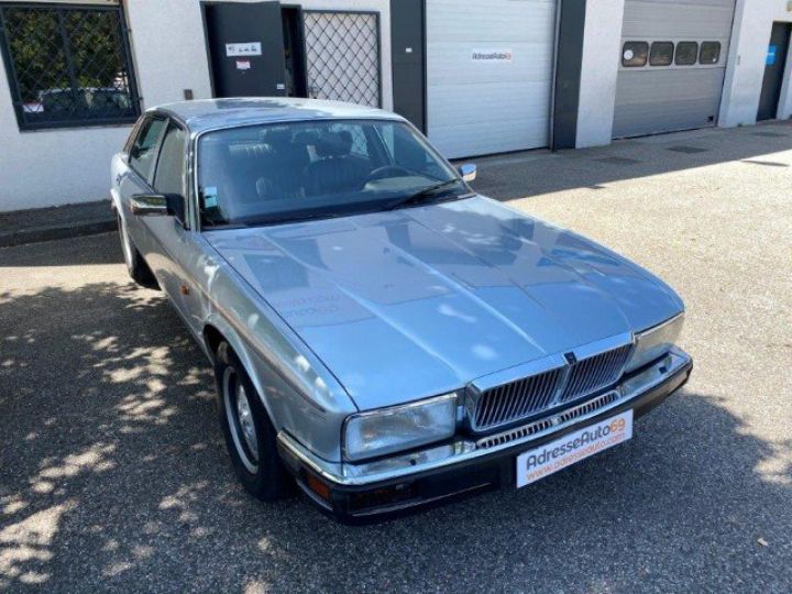 Jaguar XJ6 SOVEREIGN 3.2 AUTO     Essence GRIS METAL - 2