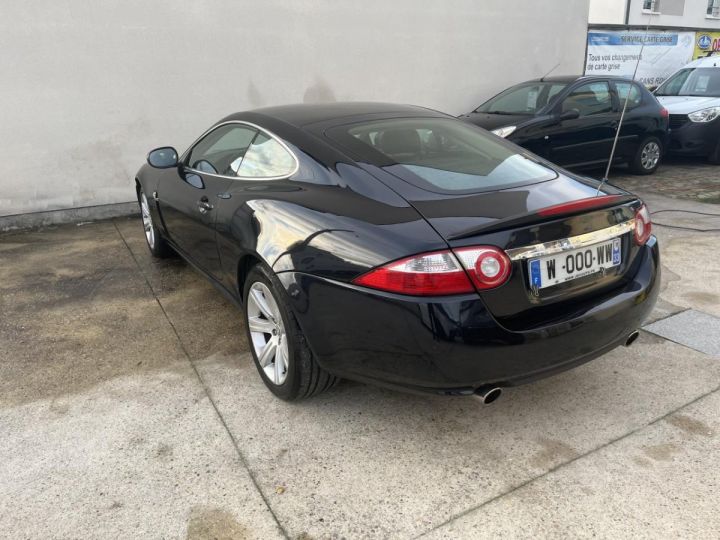 Jaguar XK Coupé 4.2i V8 - BVA COUPE . PHASE 1 Bleu foncé - 2