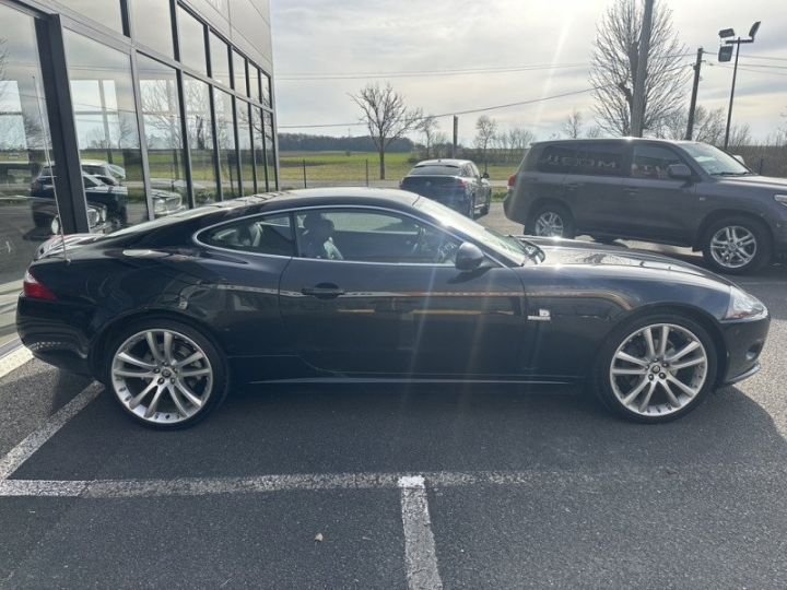 Jaguar XK8 COUPE 4.2 V8 Noir - 4