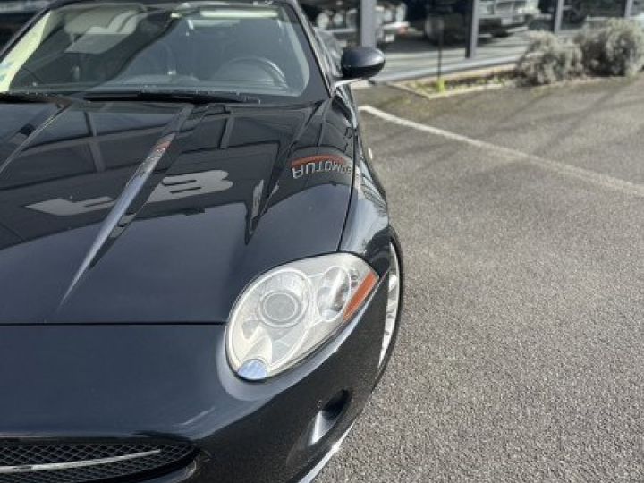 Jaguar XK8 COUPE 4.2 V8 Noir - 15