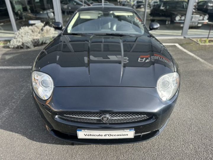 Jaguar XK8 COUPE 4.2 V8 Noir - 16