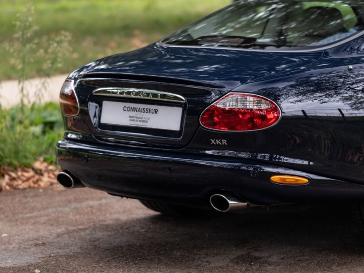 Jaguar XKR Jaguar XKR Coupe - 4.0l - 375ch - Faible Kilométrage Bleu - 4
