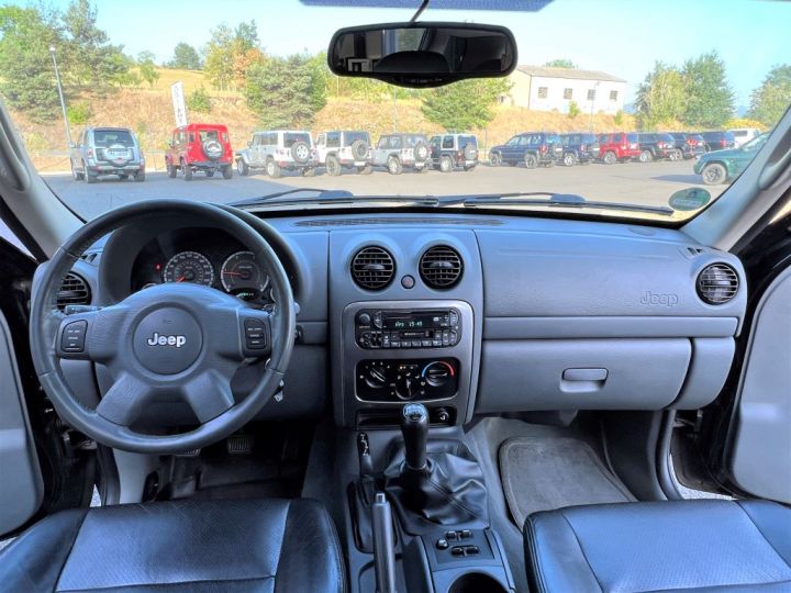 Jeep Cherokee Noir - 18