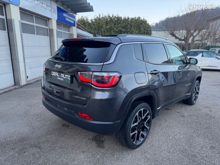 Jeep Compass 2.0 MultiJet II 170ch Limited 4x4 BVA9 Gris - 3