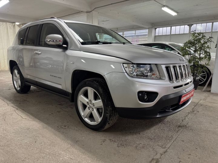 Jeep Compass 2.2 CRD136 FAP LIMITED 4X2/ CRITAIR 2 / Gris C - 1