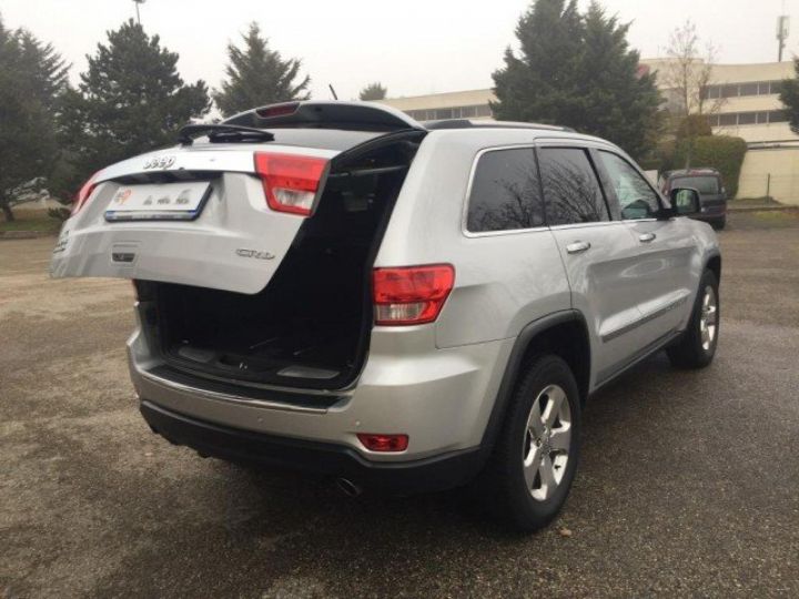 Jeep Grand Cherokee (4) V6 3.0 CRD 241cv LIMITED BVA     Diesel GRIS METAL - 30