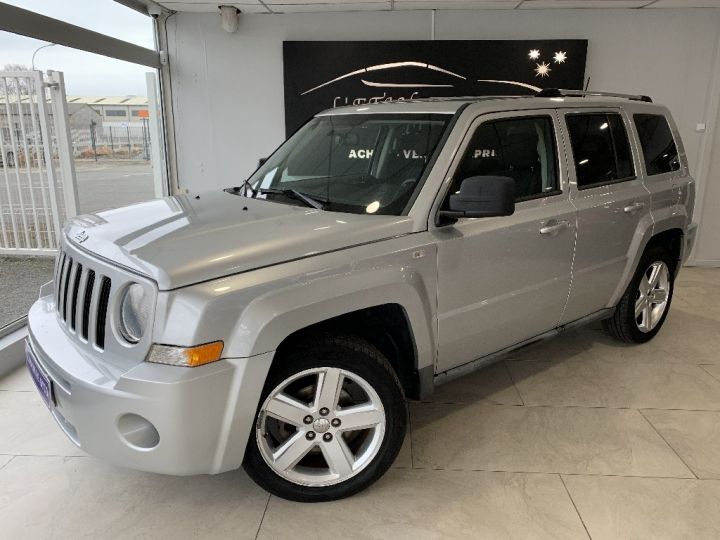 Jeep Patriot 2.2 CRD 163 Limited Grise - 1