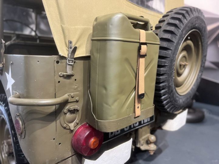 Jeep Willys MB 4 PLACES  - 17