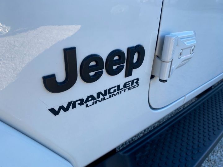 Jeep Wrangler 2.2 JTD Sahara Blanc - 32