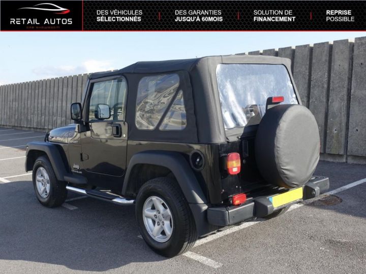 Jeep Wrangler 2.4 143 Sport Noir métallisé - 3