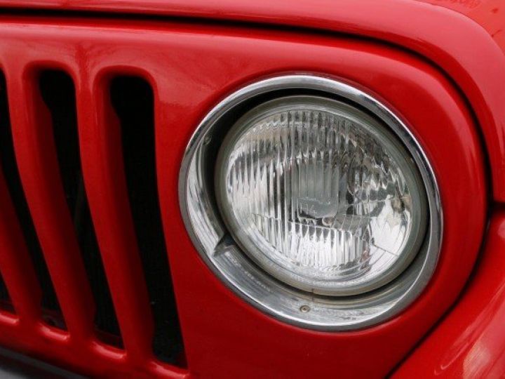 Jeep Wrangler 2,5 TJ 4X4 SPORT     Essence ROUGE - 3