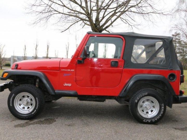 Jeep Wrangler 2,5 TJ 4X4 SPORT     Essence ROUGE - 9