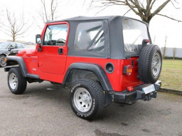 Jeep Wrangler 2,5 TJ 4X4 SPORT     Essence ROUGE - 24