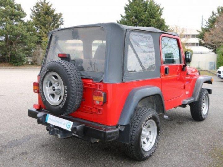 Jeep Wrangler 2,5 TJ 4X4 SPORT     Essence ROUGE - 28