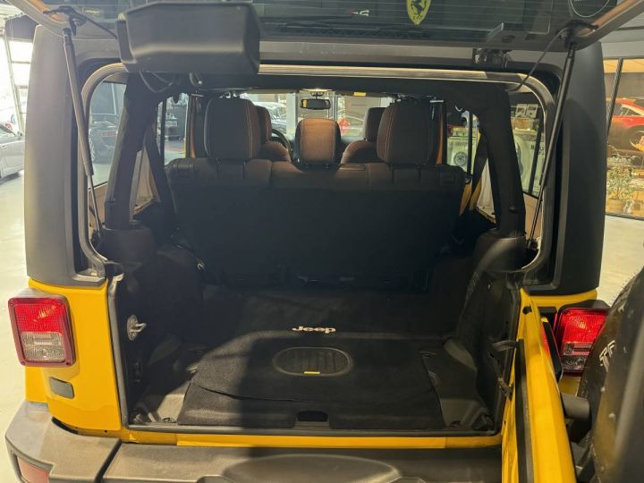 Jeep Wrangler 3.6 V6 RUBICON + Kit Predator / Mode été / Peinture Jaune Hummer / treuil et attelage Jaune - 8