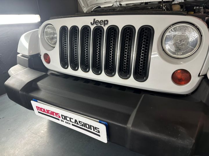 Jeep Wrangler ARCTIC III 2.8 CRD 200 FAP BVA5 Blanc - 11