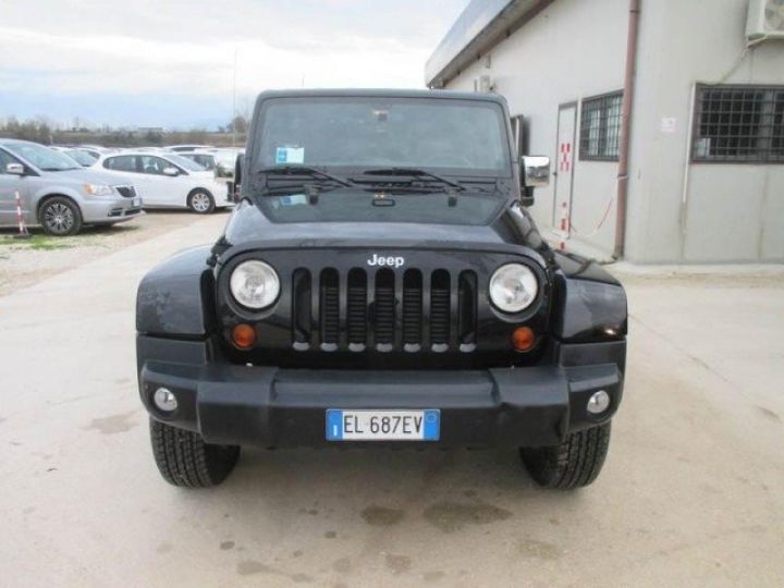 Jeep Wrangler II 2.8 CRD BVA 200 FAP 13CV UNLIMITED SAHARA 5p      Diesel NOIR - 1