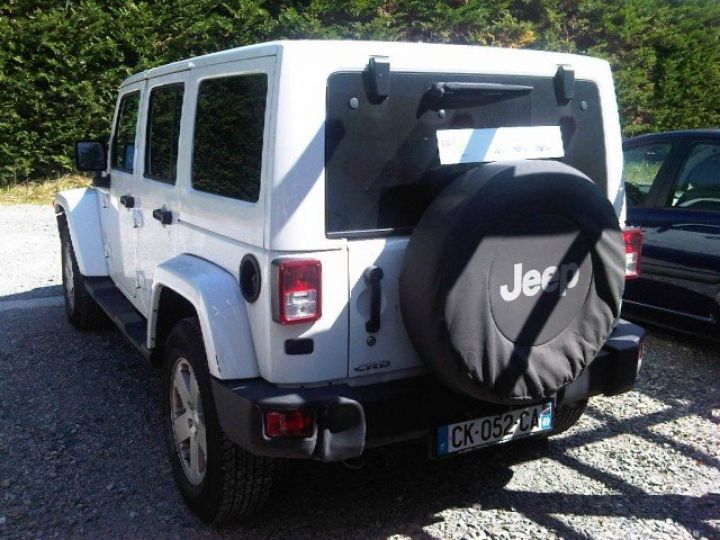 Jeep Wrangler II 2.8 CRD BVA 200 FAP 13CV UNLIMITED SAHARA      Diesel BLANC - 12