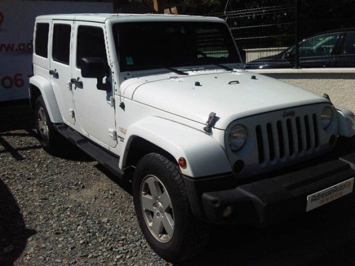 Jeep Wrangler II 2.8 CRD BVA 200 FAP 13CV UNLIMITED SAHARA      Diesel BLANC - 18