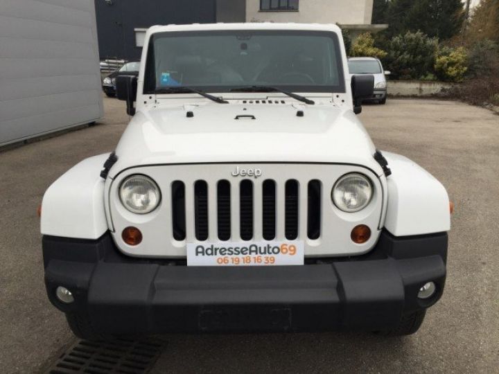 Jeep Wrangler II 2.8 CRD BVA 200 FAP SAHARA      Diesel BLANC - 2