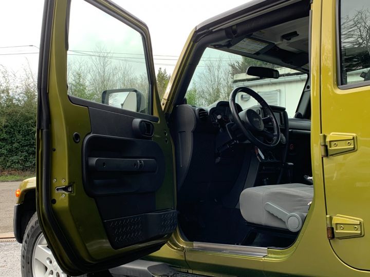 Jeep Wrangler JEEP WRANGLER UNLIMITED SAHARA 5P /3.8 199CV BVA / HARD TOP / Limegreen - 43