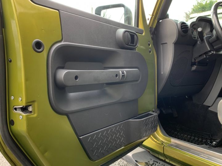 Jeep Wrangler JEEP WRANGLER UNLIMITED SAHARA 5P /3.8 199CV BVA / HARD TOP / Limegreen - 44