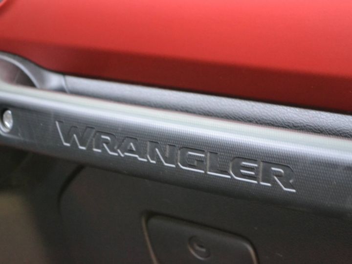 Jeep Wrangler RUBICON GRIS - 27