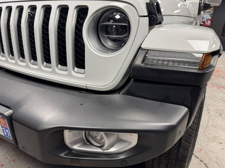 Jeep Wrangler Unlimited 2.0 T 380ch 4xe OVERLAND BLANC - 26