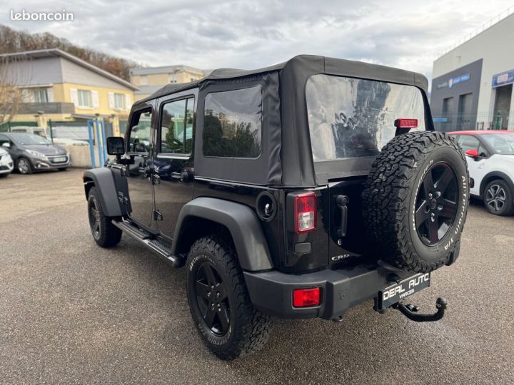 Jeep Wrangler Unlimited 2.8 CRD 200ch Sport 1er Main Noir - 4