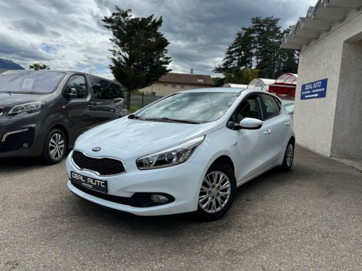 Kia Cee'd Ceed 1.4 100ch Motion ISG Blanc - 1