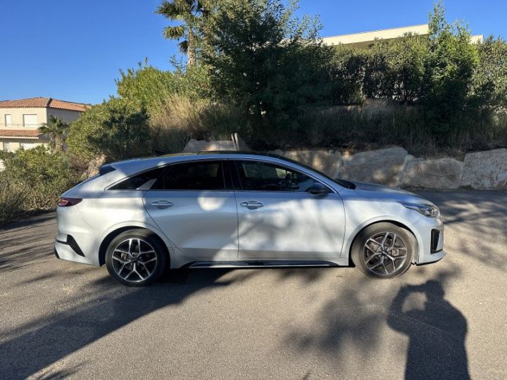 Kia ProCeed 1.5 T-GDI 160CH GT LINE PREMIUM DCT7 Gris C - 4