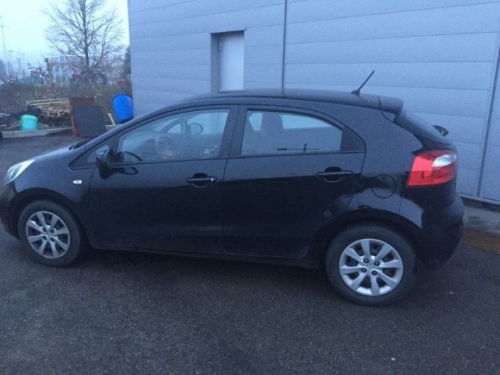 Kia Rio 1.2 ISG STYLE 85cv 5P     Essence NOIR - 4