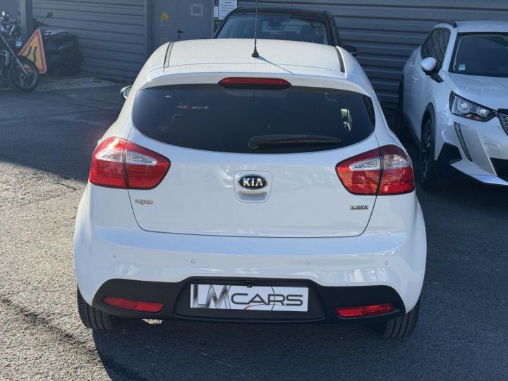 Kia Rio 1.4 CRDi 90 Active BLANC - 6