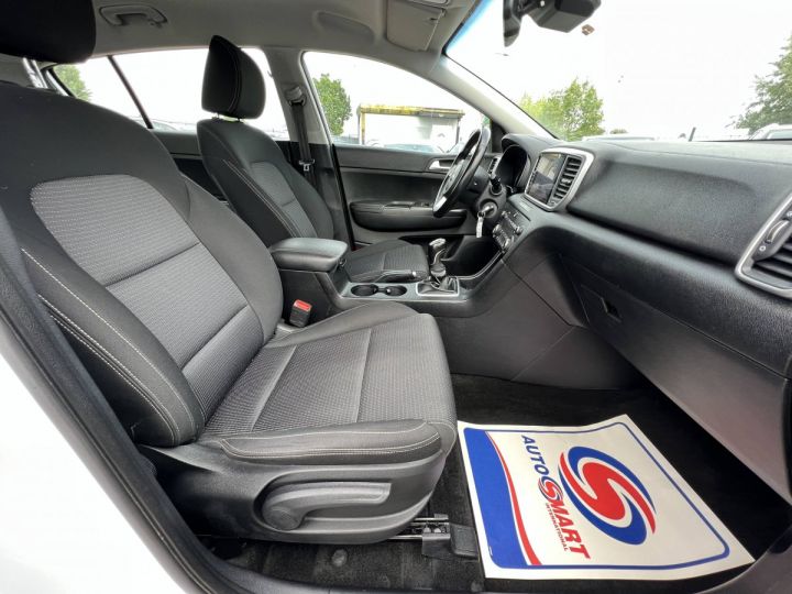 Kia Sportage 1.6 CRDi 115ch MHEV Active 1erMain Caméra GPS DistriNeuf EmbrayageNeuf GRIS - 11