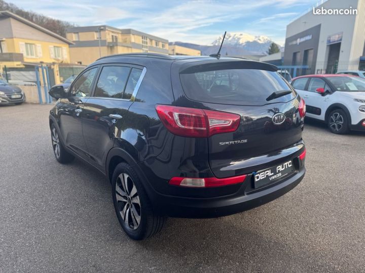 Kia Sportage 1.7 CRDi 115ch Premium ISG Noir - 4