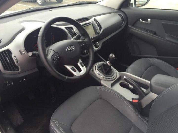 Kia Sportage III 1.7 CRDI 115 ACTIVE 4X2     Diesel BLANC - 7