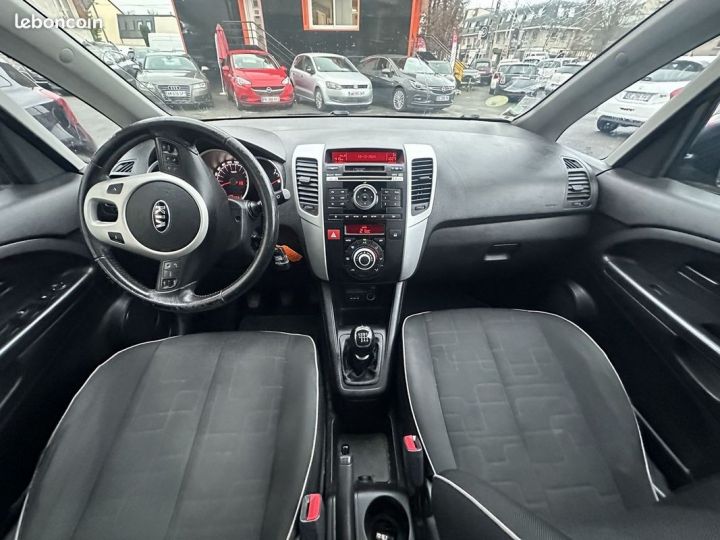 Kia Venga 1.6 CRDI115 FAP URBAN CHIC Gris - 5