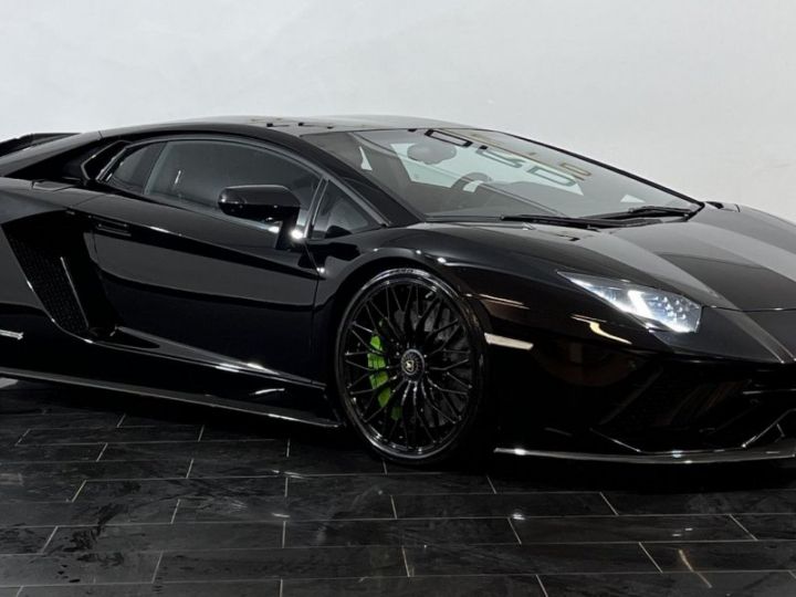 Lamborghini Aventador Lamborghini Aventador S*FULL-Carbon*LIFT* noir  - 1