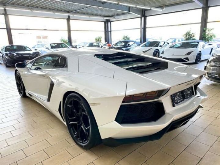 Lamborghini Aventador LP 700-4 *ÉCHAPPEMENT SPORT*GARANTIE blanc - 3