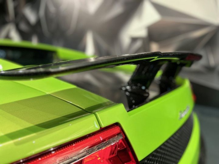 Lamborghini Gallardo SUPERLEGGERA Vert C - 13