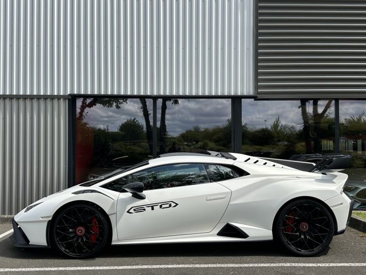 Lamborghini Huracan LAMBORGHINI HURACAN LP 640-2 STO LDF7  Blanc Mate - 3