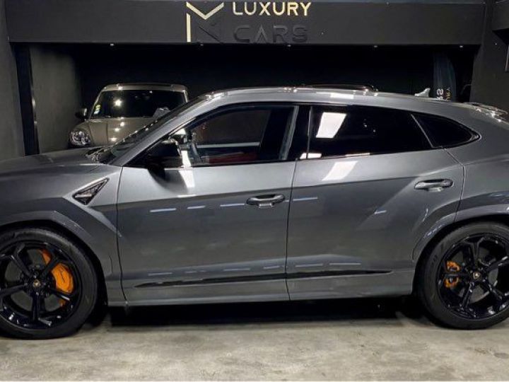 Lamborghini Urus 4.0 l v8 bi turbo 650 ch  - 2