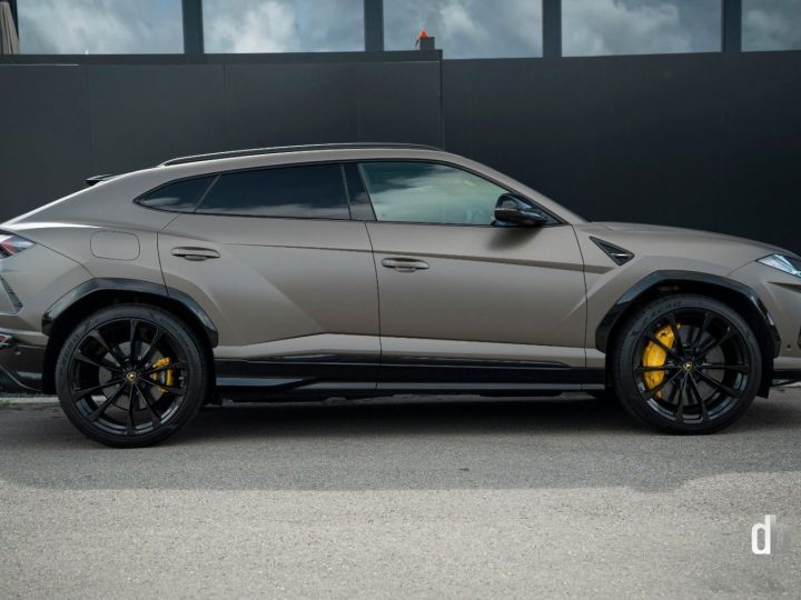 Lamborghini Urus 4.0 V8 650ch Toit ouvrant 23 Garantie 12 mois Giallo auge (or) - 4